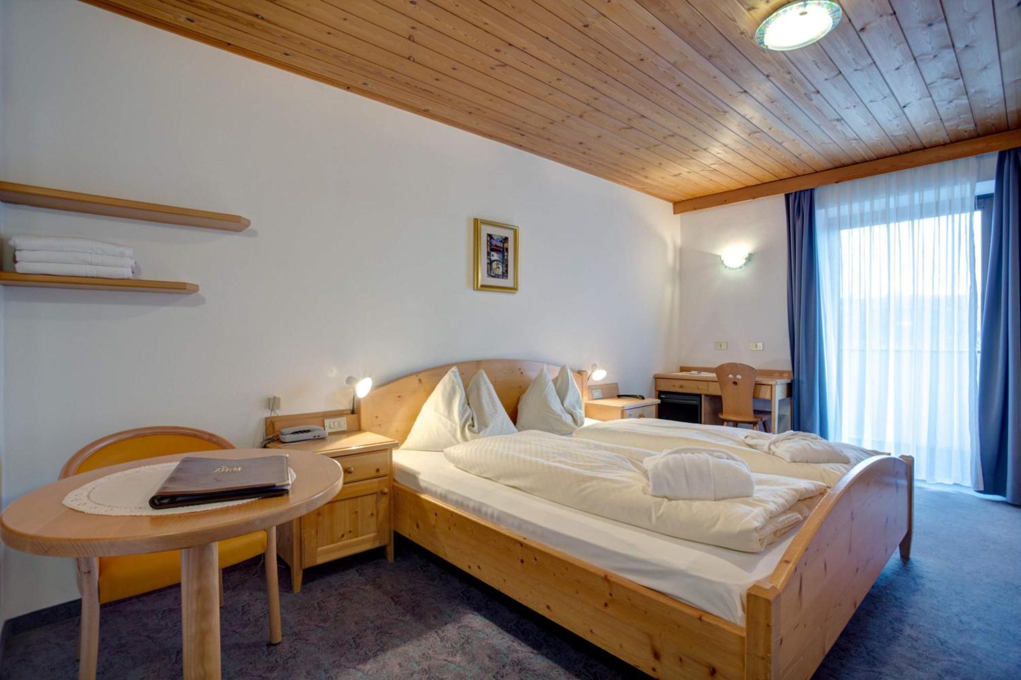 Good Life Hotel Zirm Obereggen Room photo